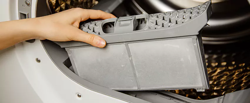 Signs Of A Clogged Dryer Lint Trap in Terrell, Texas